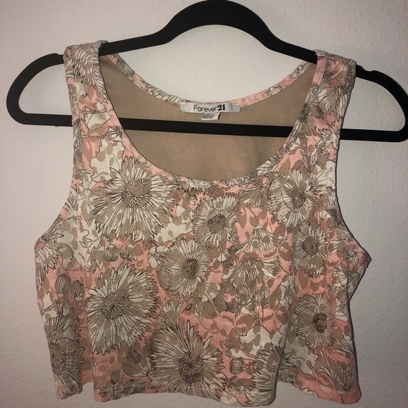 Crop Top - Picture 1 of 3